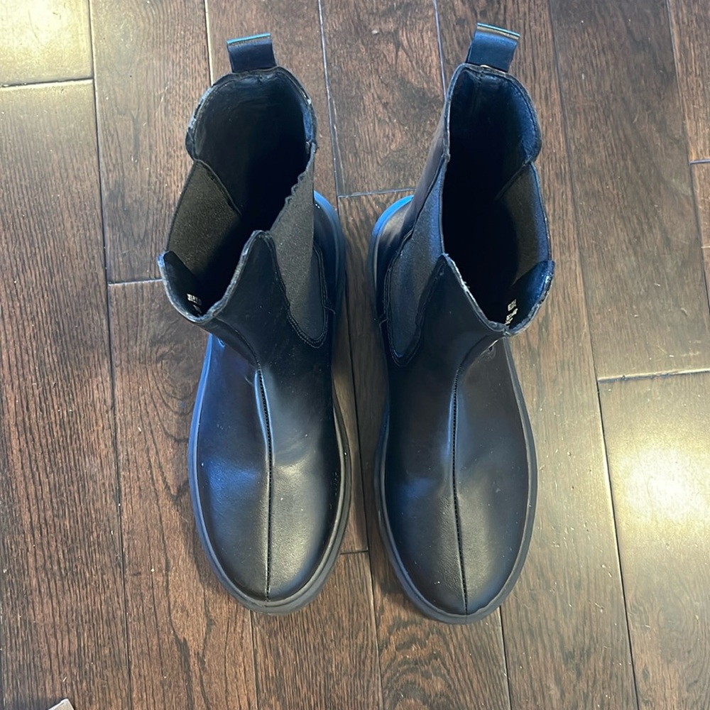 ASOS design wide fit chunky Chelsea boot